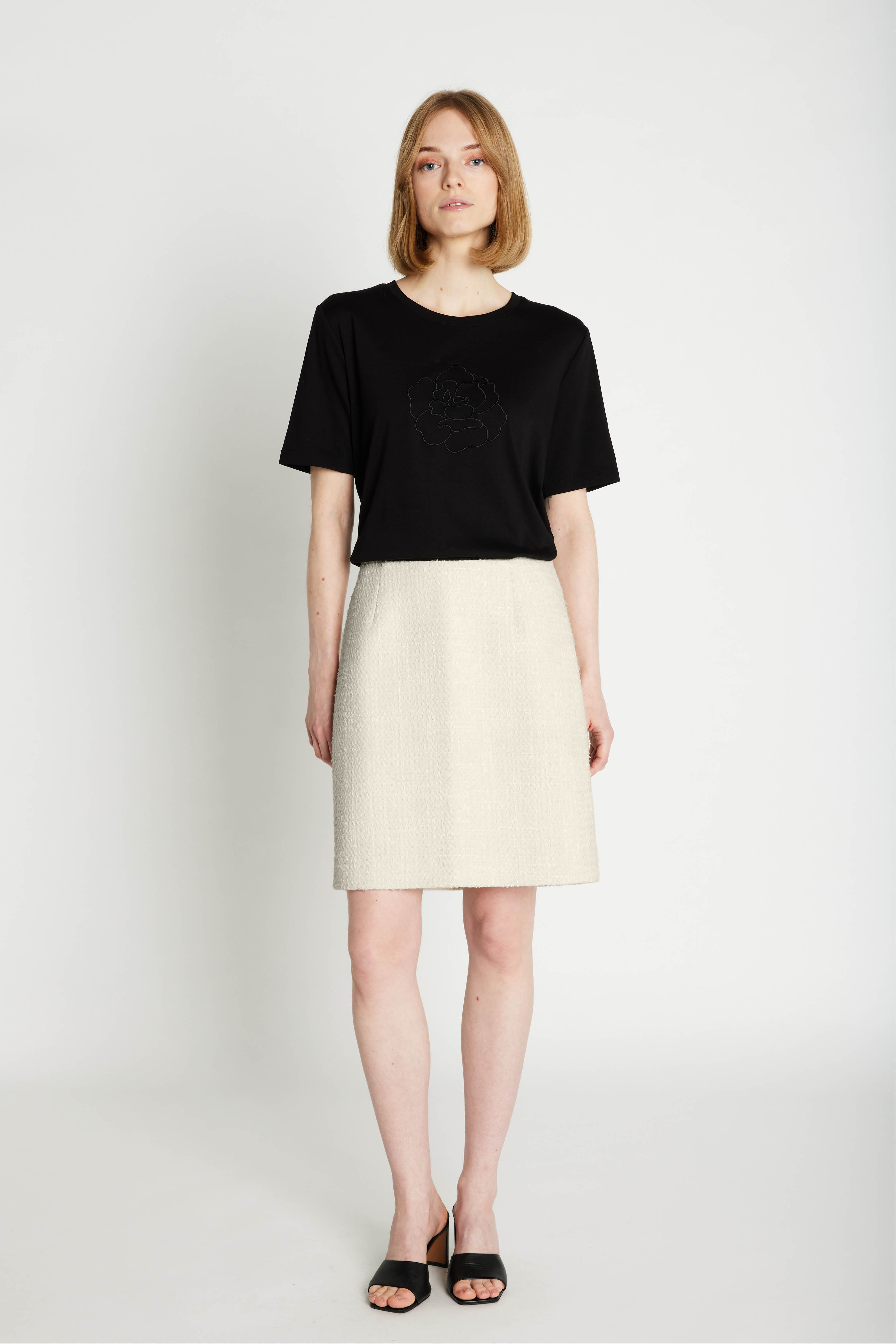 新品未使用　Eaphi linen like tight skirt 本日発送可能！Eaphi linen like tight skirt